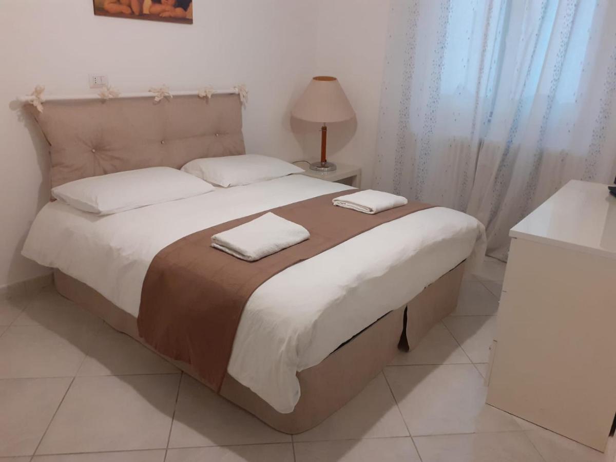 Appartamento Vacanze Riviera Delle Palme ซัน เบเนเดตโต เดล ตรอนโต ภายนอก รูปภาพ